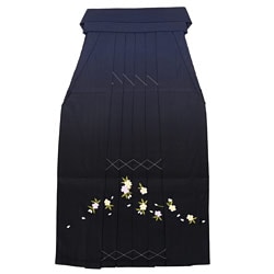 ジュニア女の子袴 紺黒ぼかし刺繍 八重桜 中国製