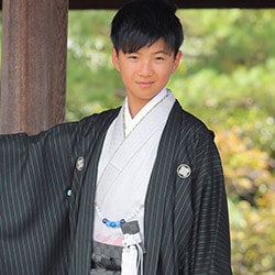 ジュニア男の子羽織袴セット 濃紺緑縞・グレー 中国製