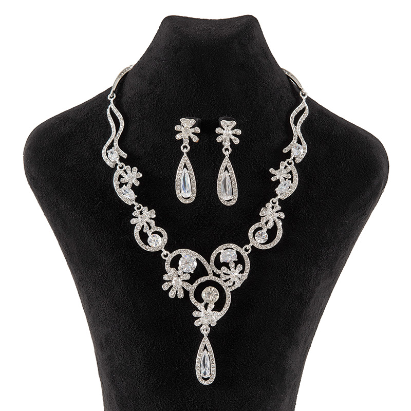 婦人ネックレス・イヤリングセット フラワー&サークル クリア 中国製