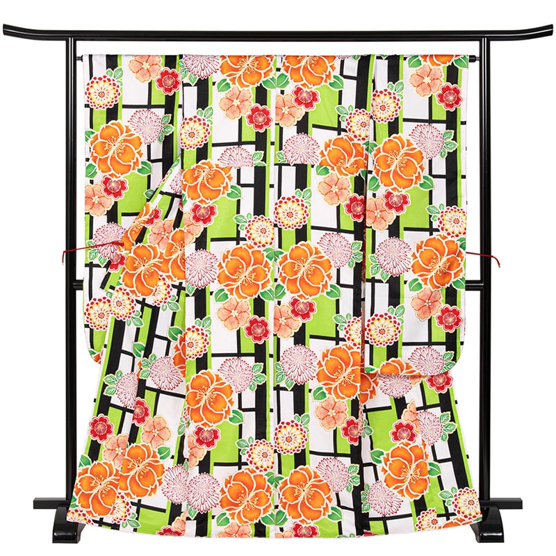 振袖 ポリ 小紋 ヒワ/オフ白 変わり格子に桜 裄180 袖丈285 中国製