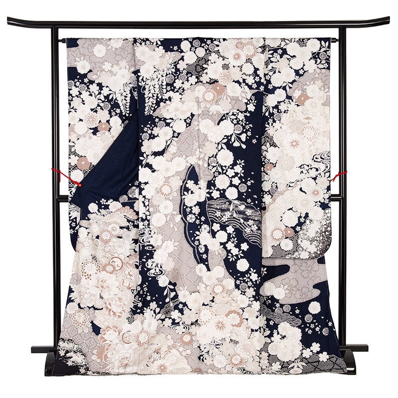 振袖 正絹 紺 雲取りに檜扇と四季の花 裄180 袖丈285 中国製