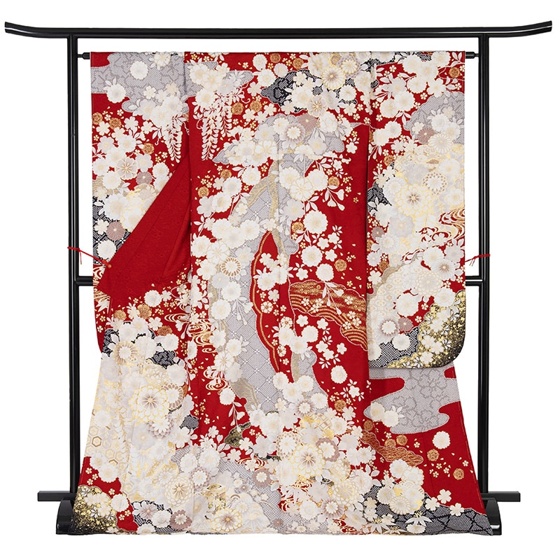 振袖 正絹 赤 雲取りに雪輪と四季の花 裄180 袖丈285 中国製