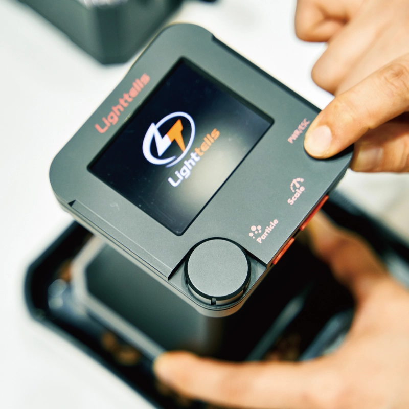 CM-200 COFFEE ROAST DEGREE/UNIFORMITY/GROUND-SIZE ANALYZER CM 200 Coffee Analyzer (Roast Degree&frasl;Uniformity&frasl;Ground-Size)