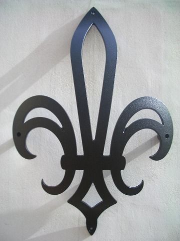 壁飾り 外壁 アイアン風 妻飾り 立体型 フラダリ シンボル ブラック 黒