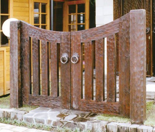 洋風門扉柵、出し直