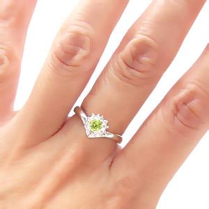 リング 取り巻き 指輪 ハート ペリドット 8月誕生石 ダイヤ 0.12ct V字 Vライン 天然石 k18ホワイトゴールド イエローゴールド