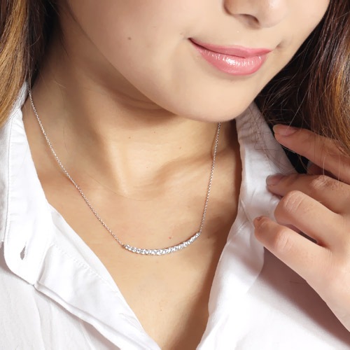 ダイヤモンド ラインネックレス ペンダント 1ct プラチナ900 スキン チェーン レディース ジュエリー アクセサリー プレゼント ギフト 人気