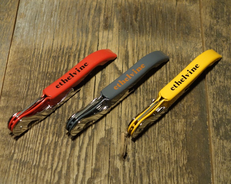 ETHELVINE】プルタップス ライト ソムリエナイフ ＜ファイヤーレッド