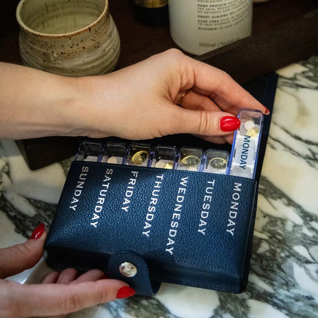 ��CP�� PILL CASE