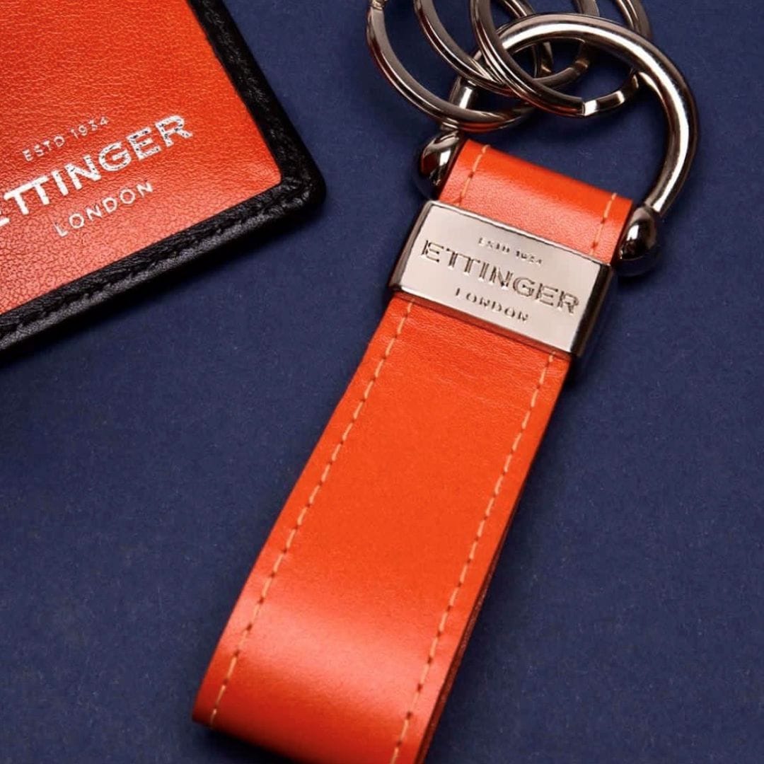STIRRUP KEY RING-ONE TONE