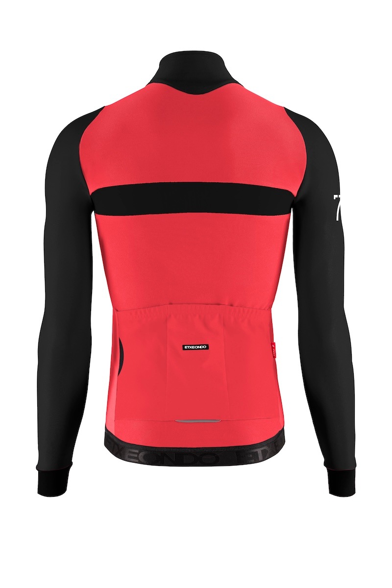 WS���㥱�åȡ�76 PRO