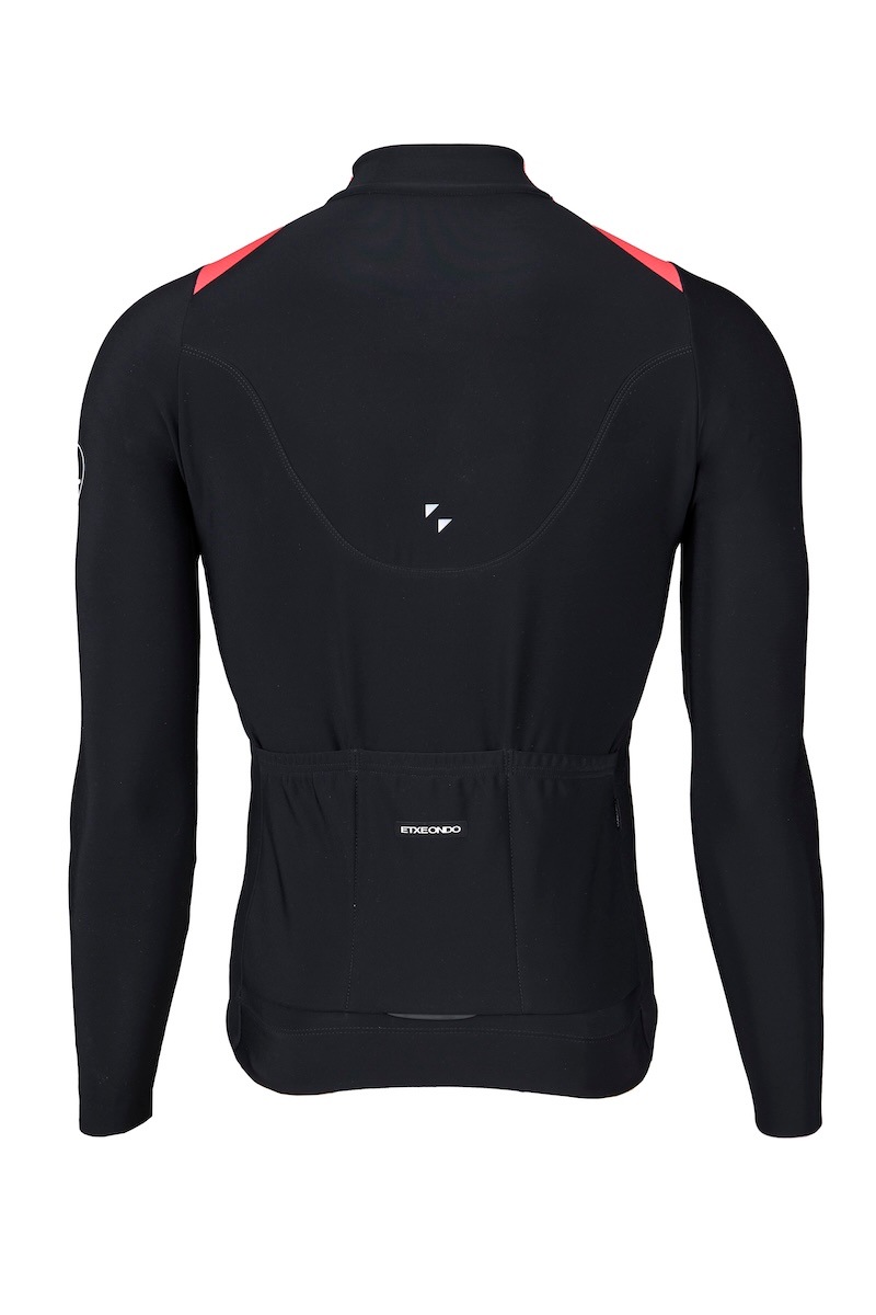 WS���㥱�å� URRUN