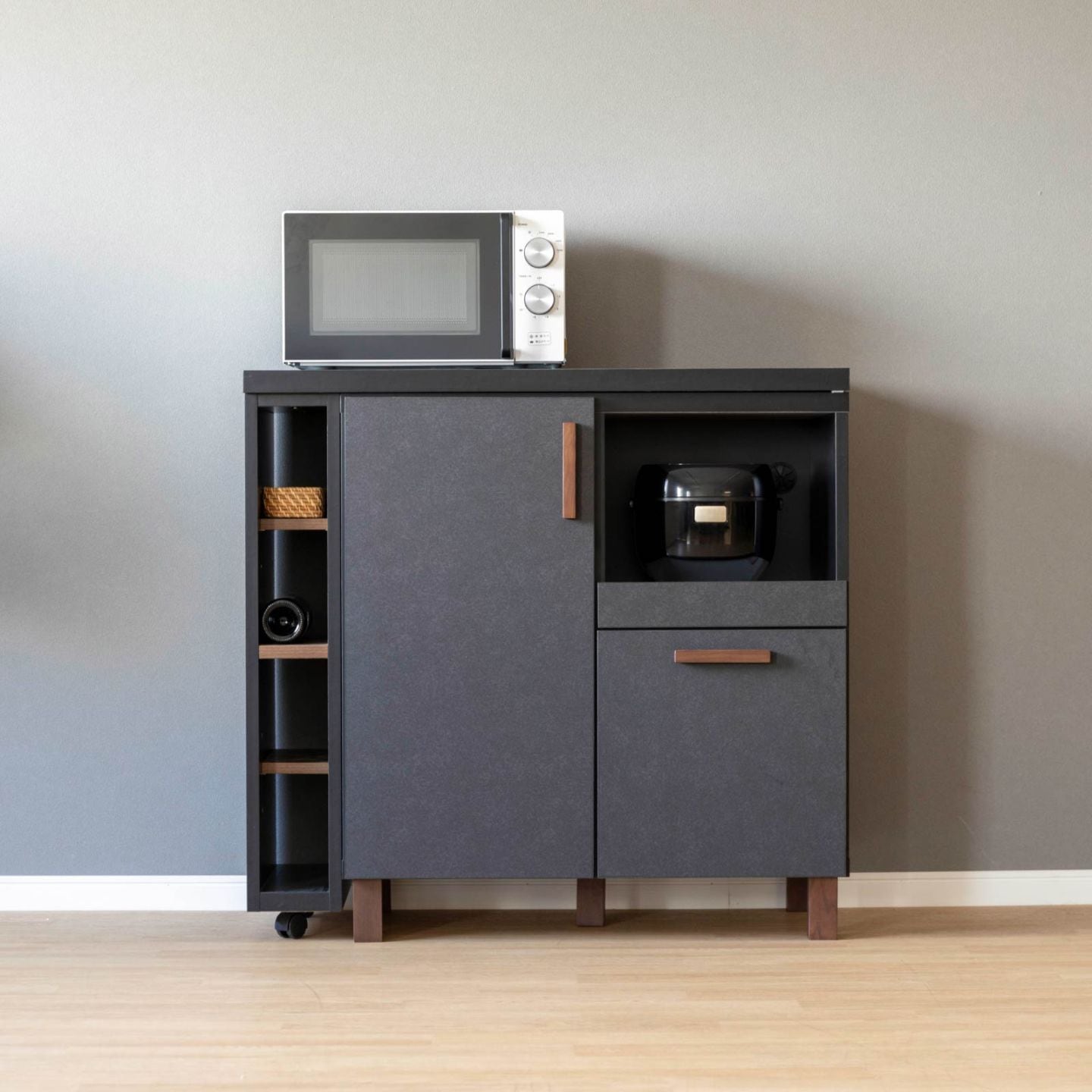 スライド式伸長カウンター｜キッチン収納｜家具の通販tac INTERIOR