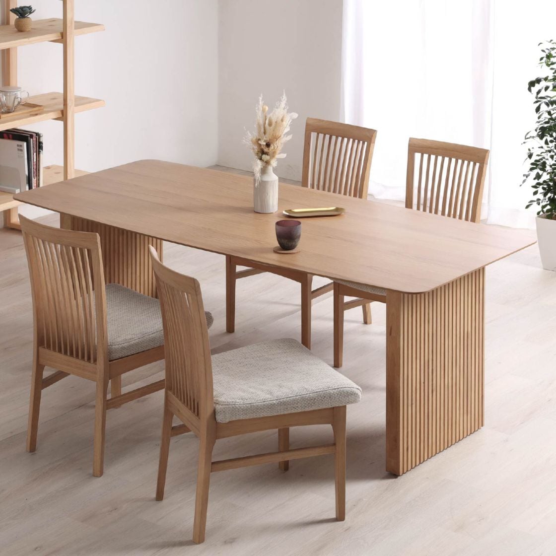 ［幅160/180］ ストレーザ ｜ ナチュラル モダン ダイニングテーブル 二本脚