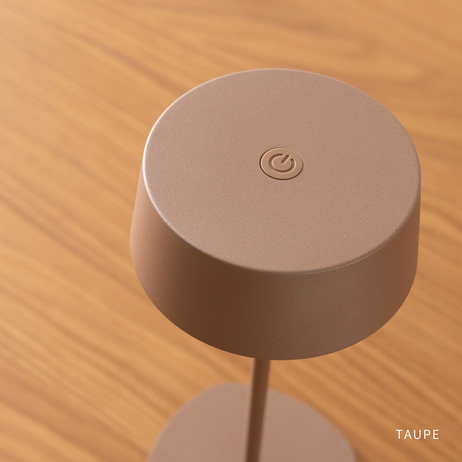 タヴィ 01 ｜ 無段階調光 コードレス USB充電 IP44 LED デスクランプ 照明 画像22