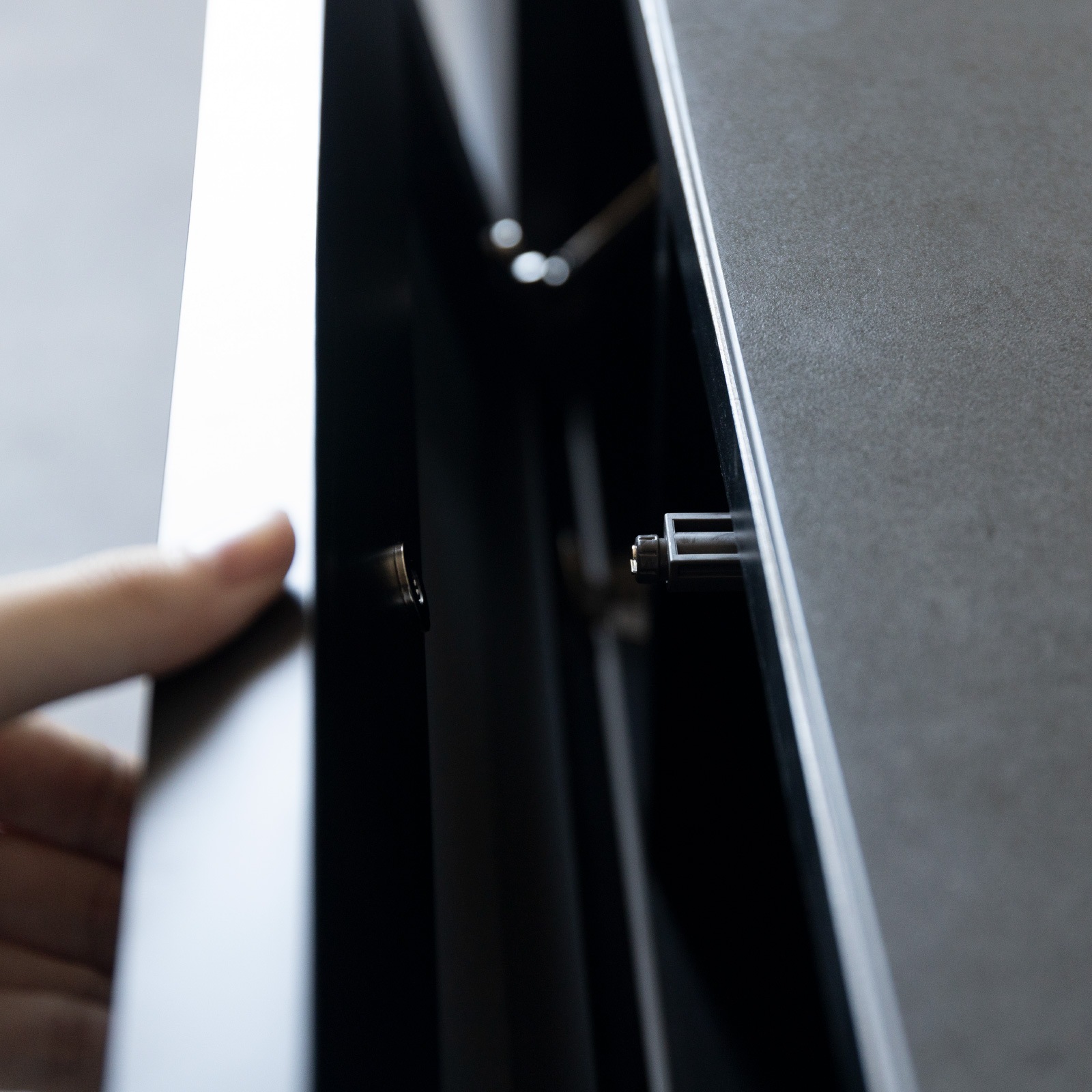 ［幅144］ メルボルン ｜ セラミック 脚付き テレビ台 ローボード