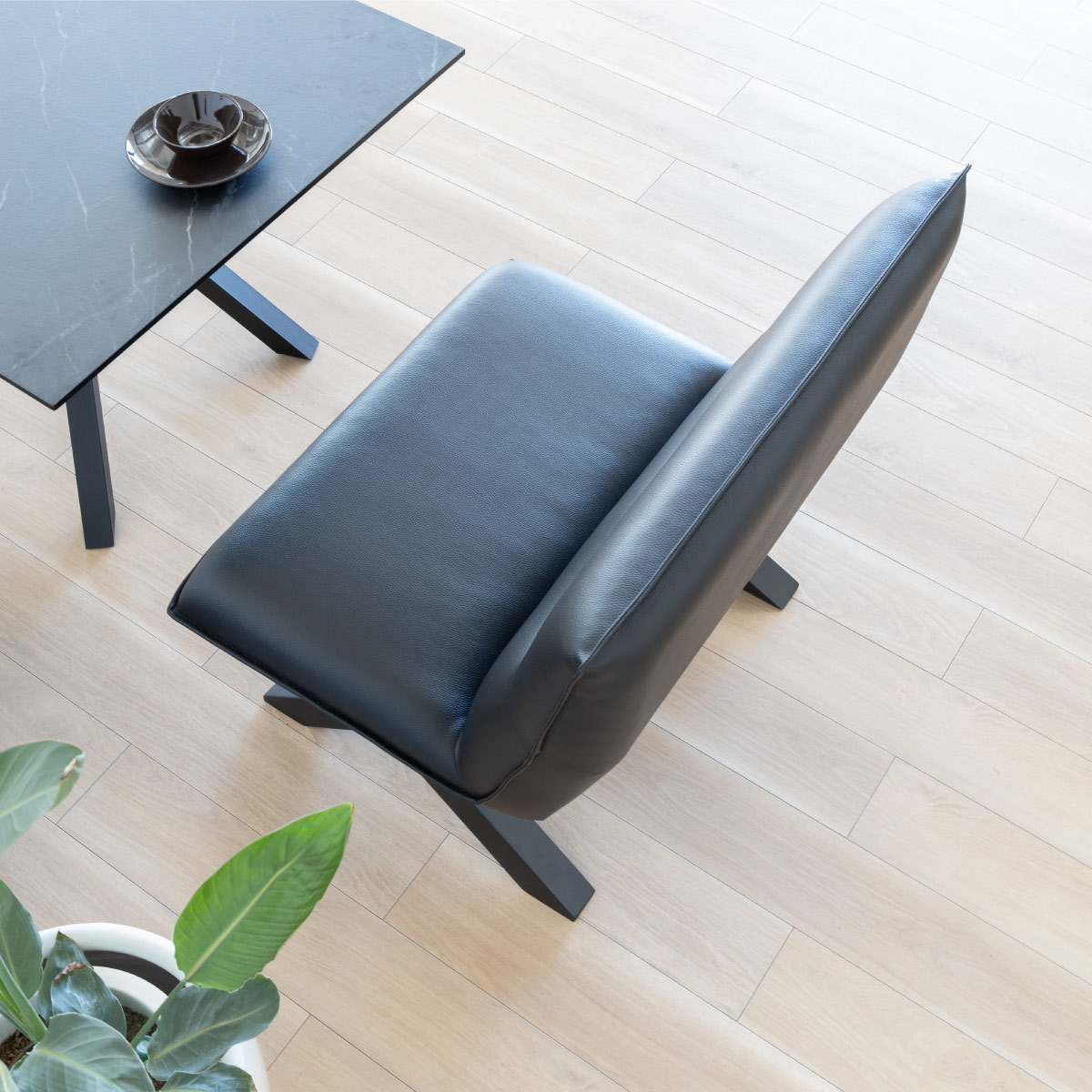 ［幅85/座面高42］ クレマ  |  ダイニングチェア ベンチ PVCレザー 背付き ソファ クロス脚