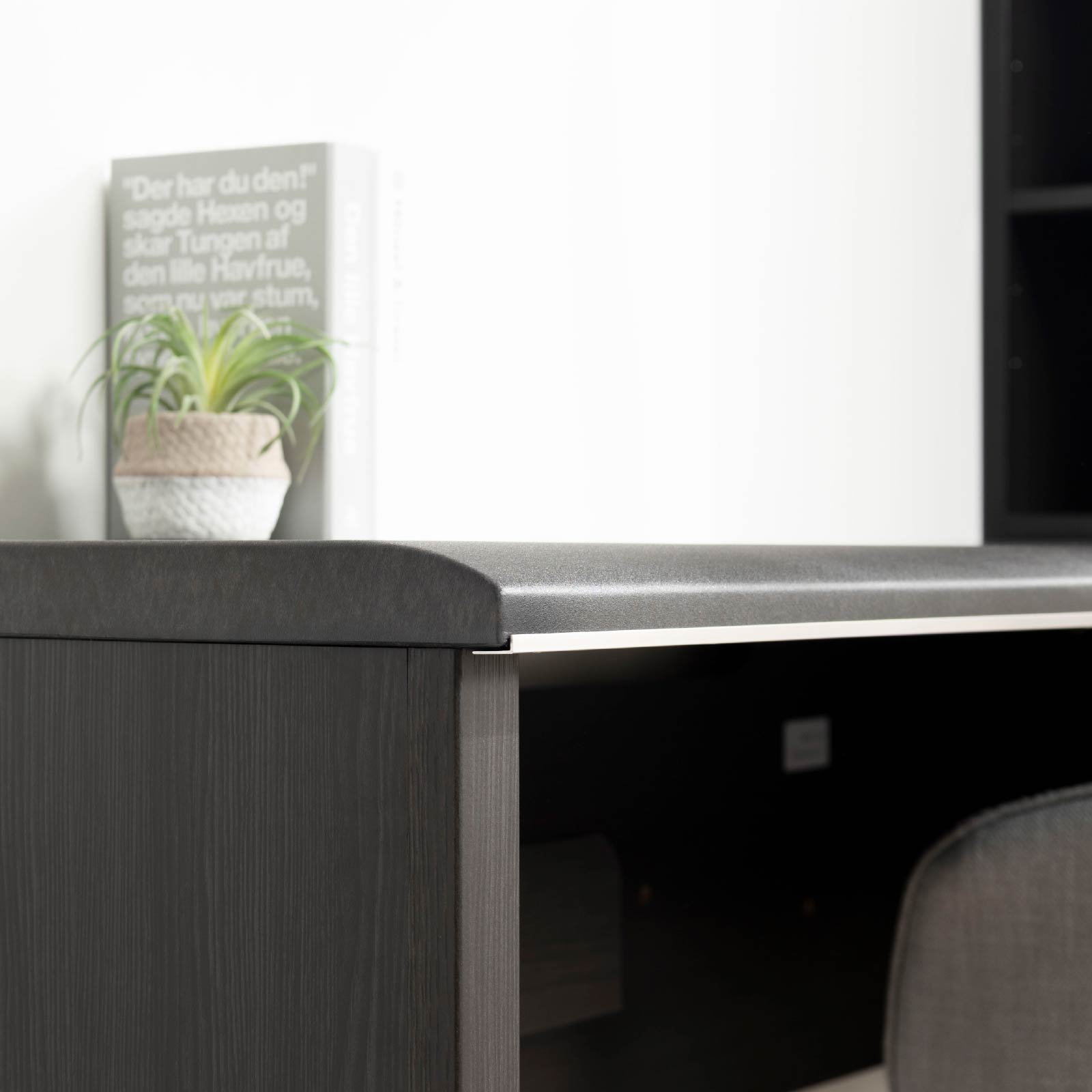 ［幅100］ LDD | デスク パソコンデスク ブラック 黒 セラミック調 コンセント 配線ラック 塩ビシート