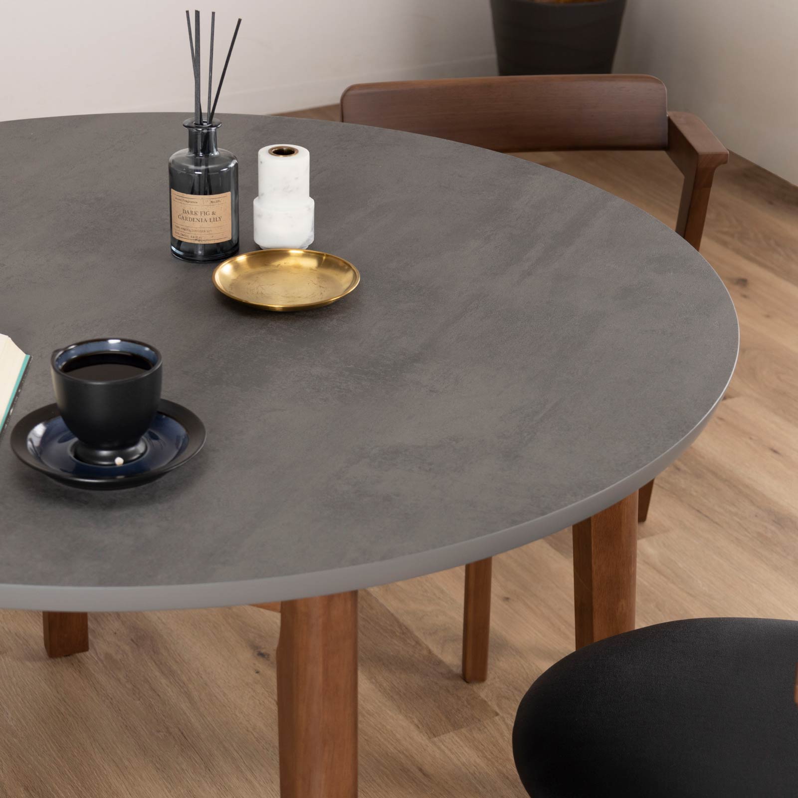 ［幅110］ スカルノ ｜ メラミン化粧板 丸テーブル ダイニングテーブル