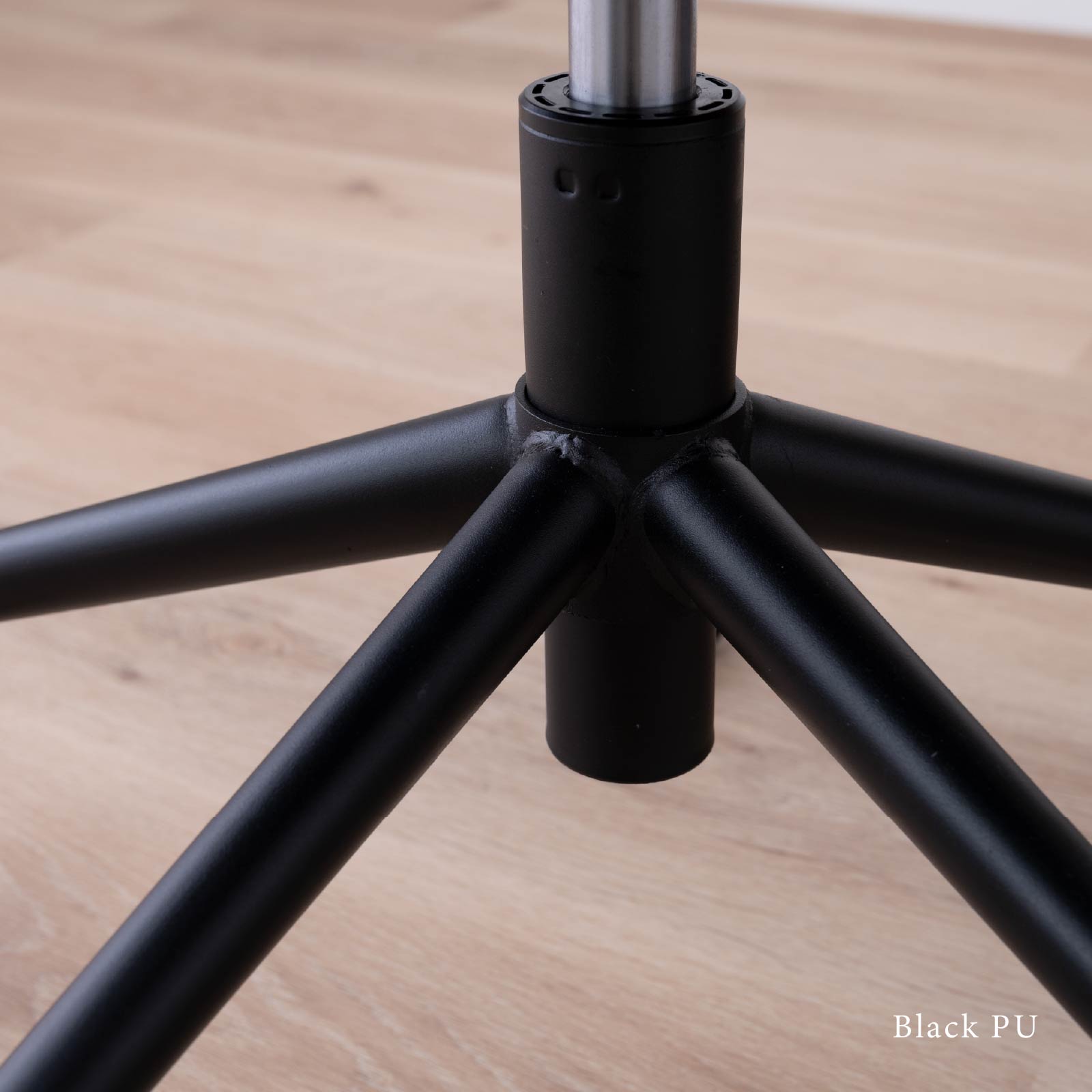 ［座面高さ44-50］ オービ ｜ 肘付き 回転 昇降 ラタン スチール キャスター デスクチェア