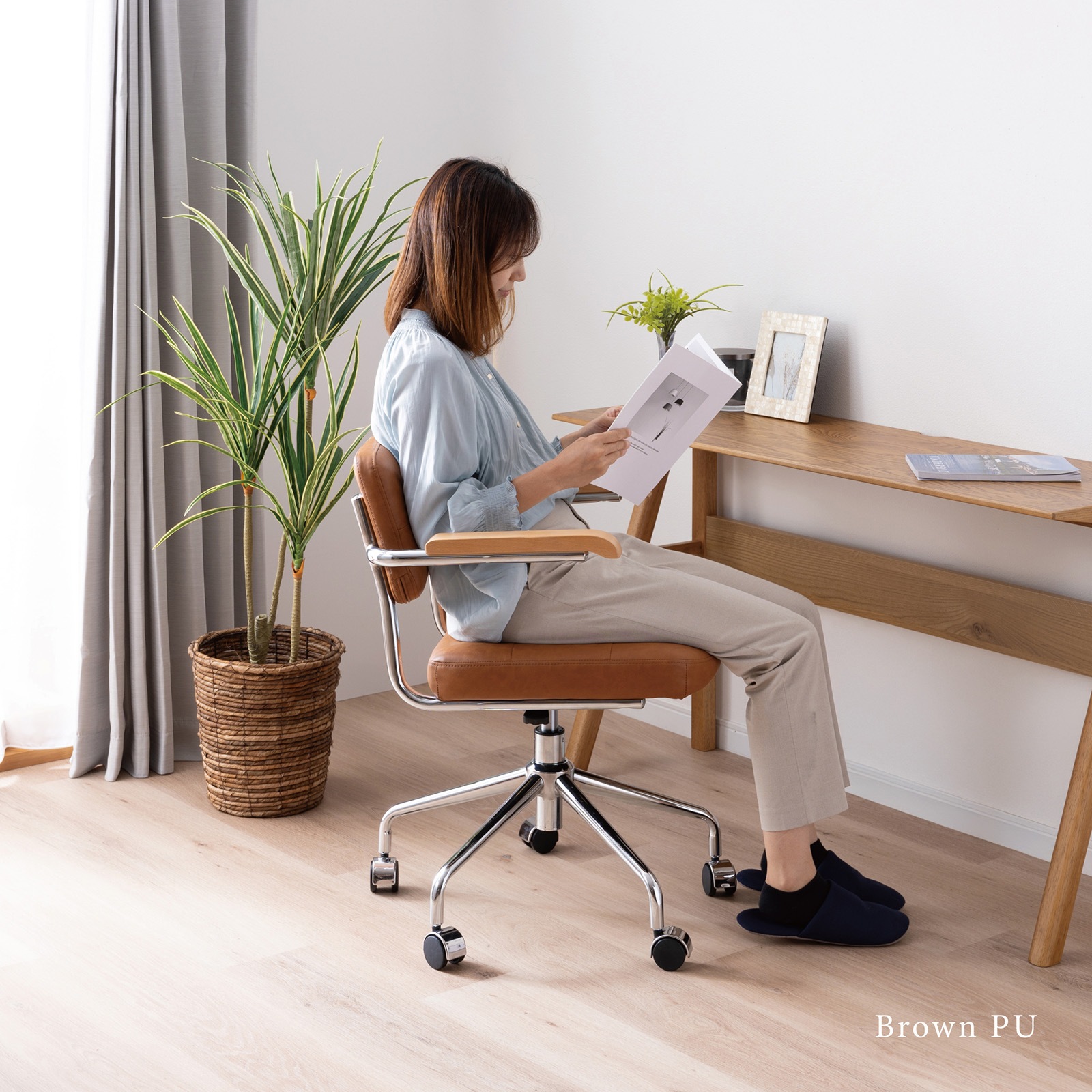 座面高さ44-50］ ターナ ｜ 肘付き 回転 昇降 スチール キャスター