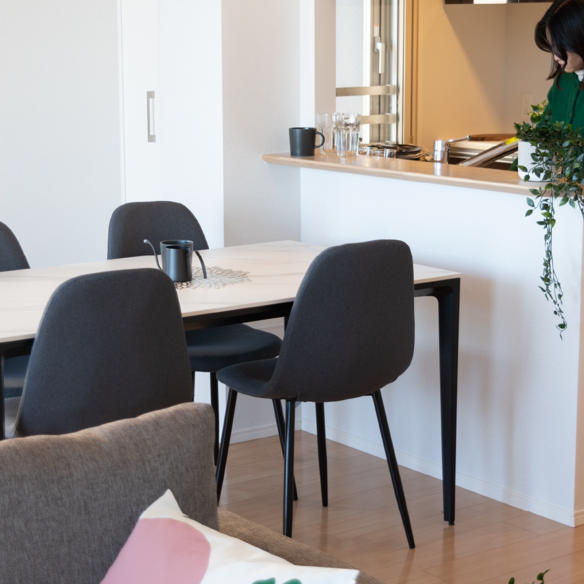 【開梱設置付き】 ［幅170］ コロラド ｜ セラミック アイアン脚 ダイニングテーブル 【在庫限り品】