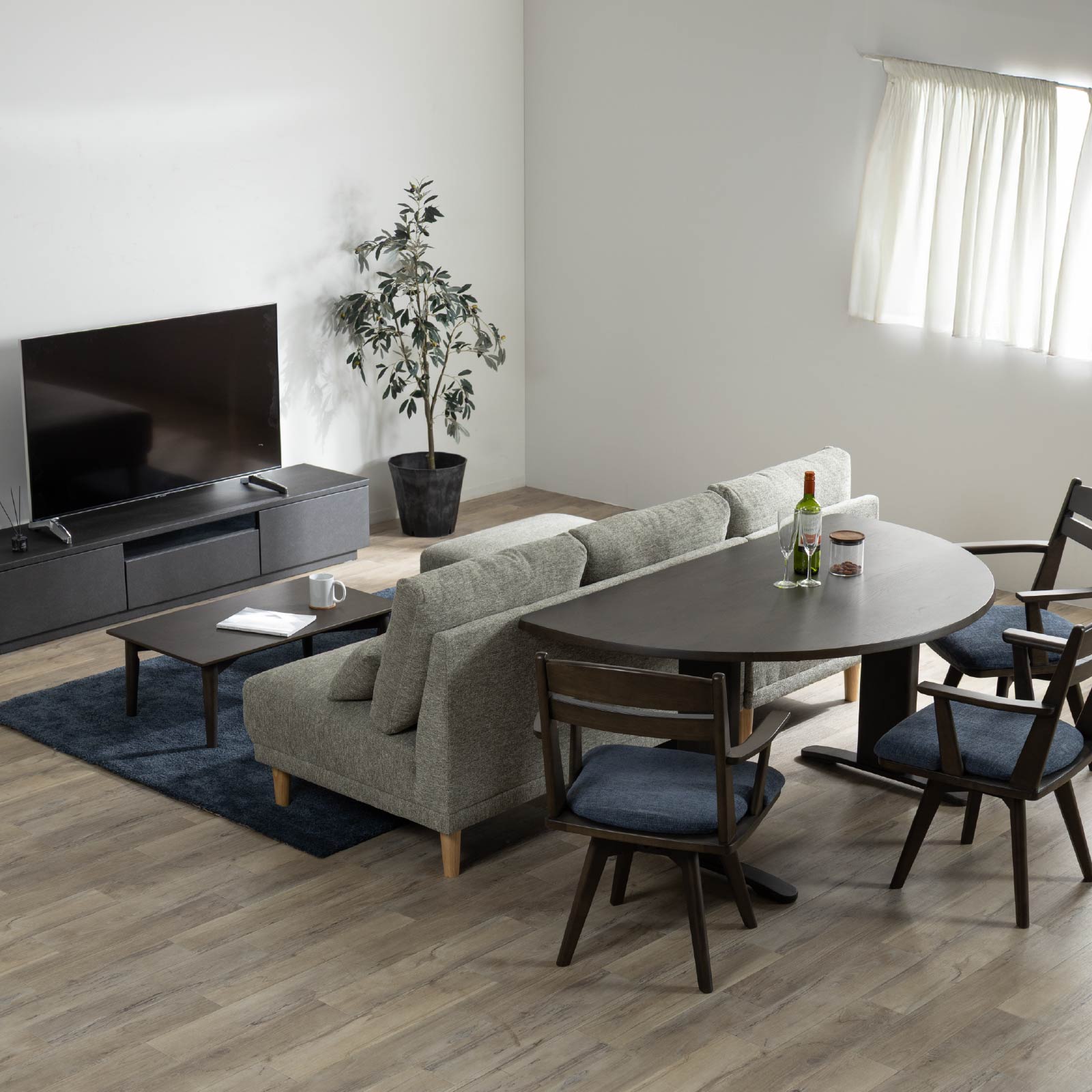 ダイニングテーブル 150 楕円 オーク 無垢材 4本脚 ナチュラル 木製 天然木 北欧 おしゃれ 4人 丸み 食卓テーブル 無垢テーブル 幅150］ ダイニングテーブル 楕円形 2本脚 オーク 無垢材