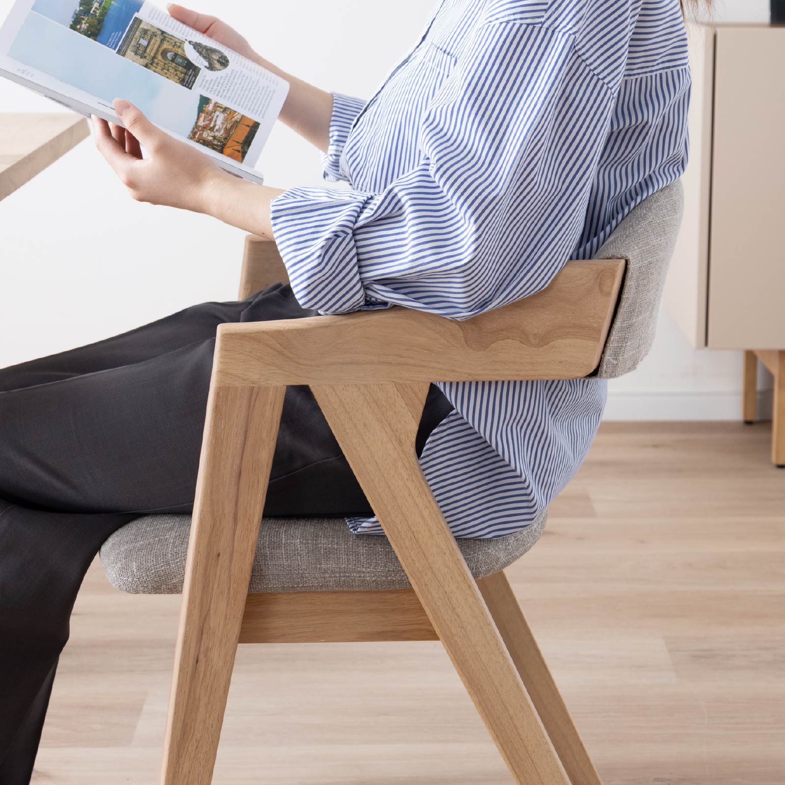 座面高43.5］ ダイニングチェア 無垢材 カバーリング アームチェア