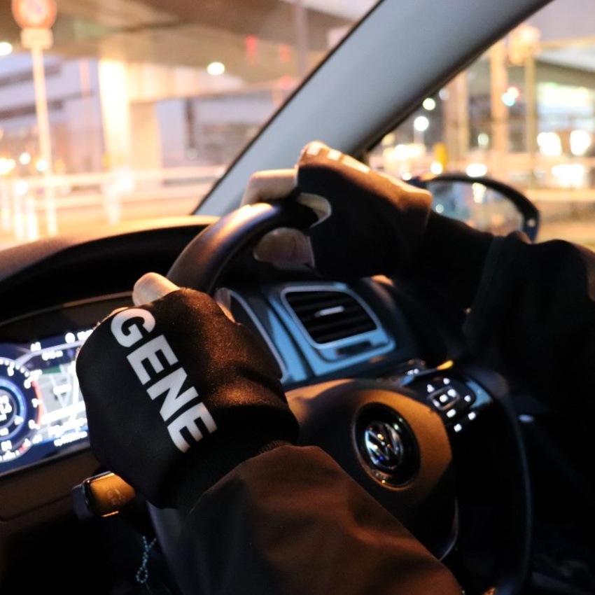 EUGENE アッパーグローブ テキストロゴ【カラバリシリーズ】