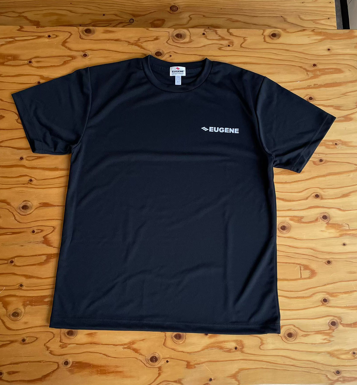 在庫限り【EUGENE】スムースドライ Tシャツ（丸えり） ■ワンポイントロゴ01/ブラック