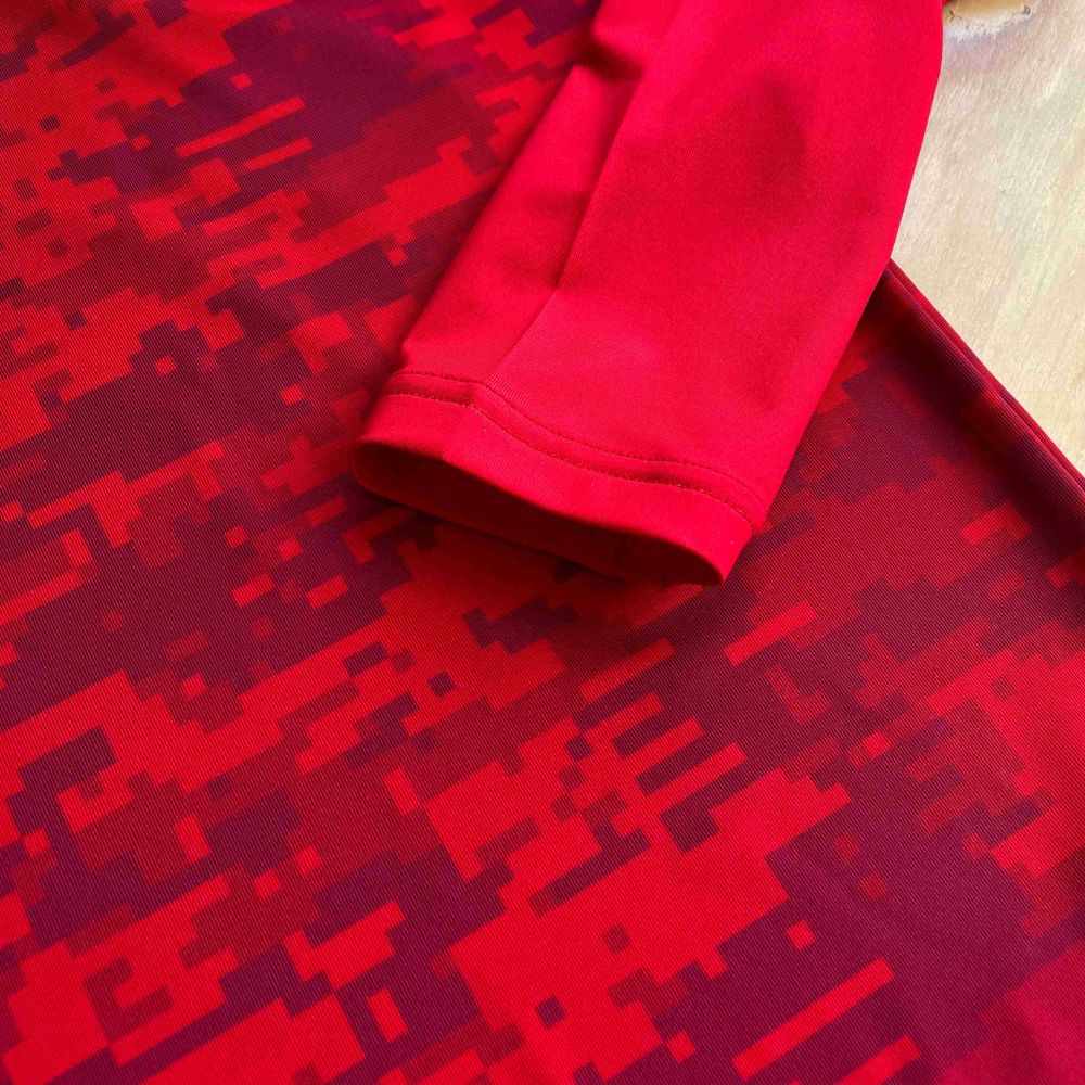 2wayオルタナーアンダーシャツ　デジカモ柄【レッド】