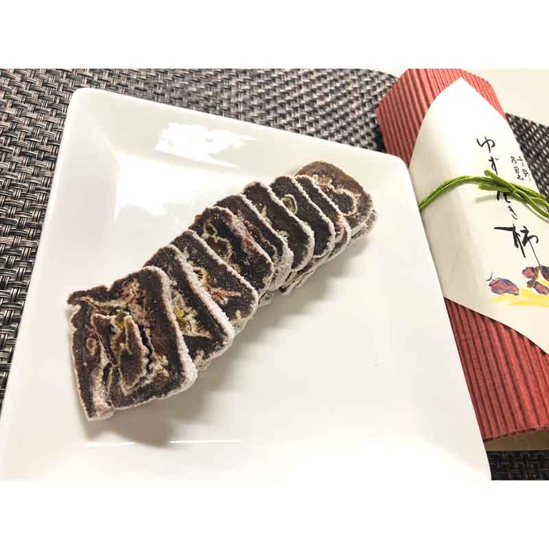 柚子巻き柿2本入り_s40