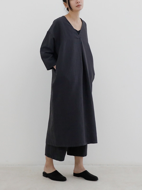 evameva.カシミヤ サルエルパンツ ダークブルー evameva.カシミヤ サルエルパンツ ダークブルー evameva