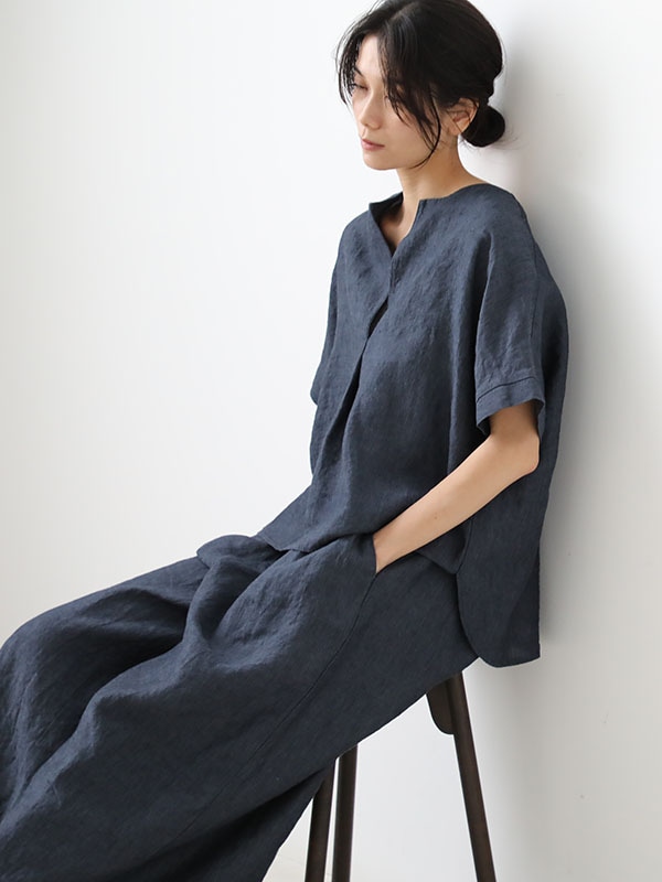 linen tuck pullover