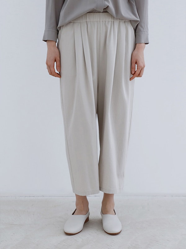 cotton tuck pants
