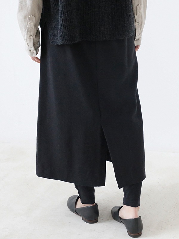 wool skirt