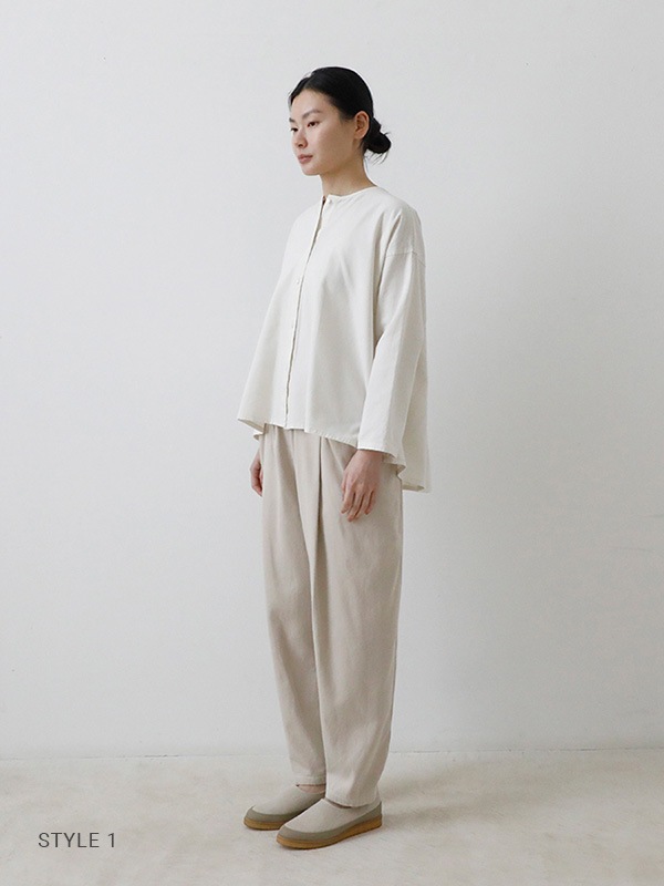 2023年evam evaタックパンツ　コットンシルク　26,400円 2023年evam evaタックパンツ コットンシルク 26,400円 evam eva