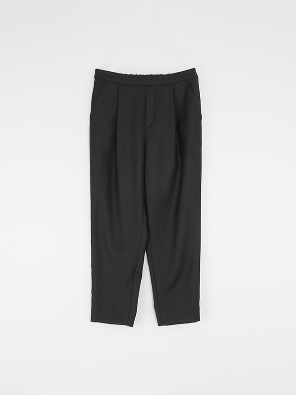 black tuck pants