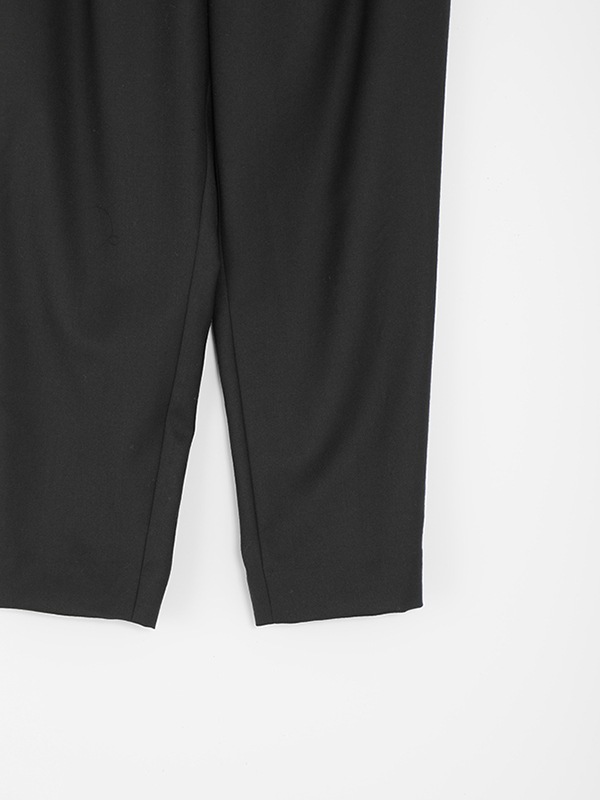 black tuck pants