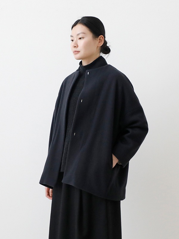 ちー 美品evam eva 中綿入りフードコート　２サイズ evam eva エヴァムエヴァ プレスウール フード コート e233k095-mn