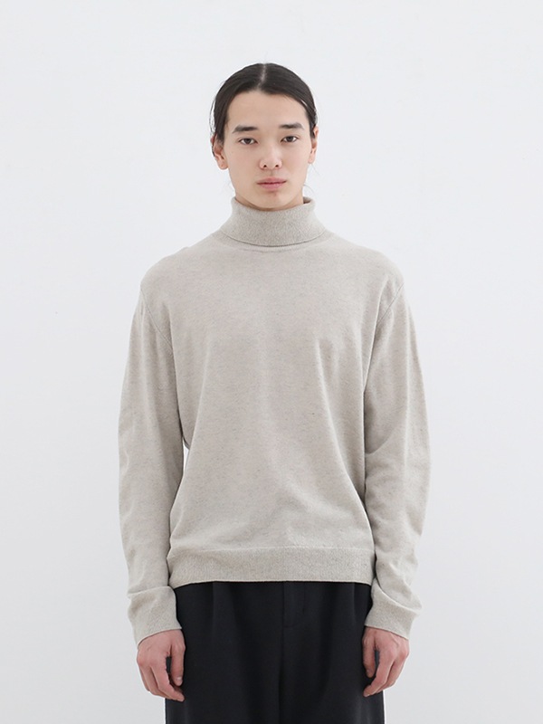wool turtleneck [men's]