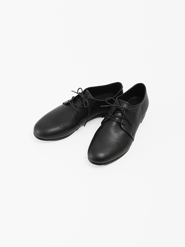 leather lace up shoes