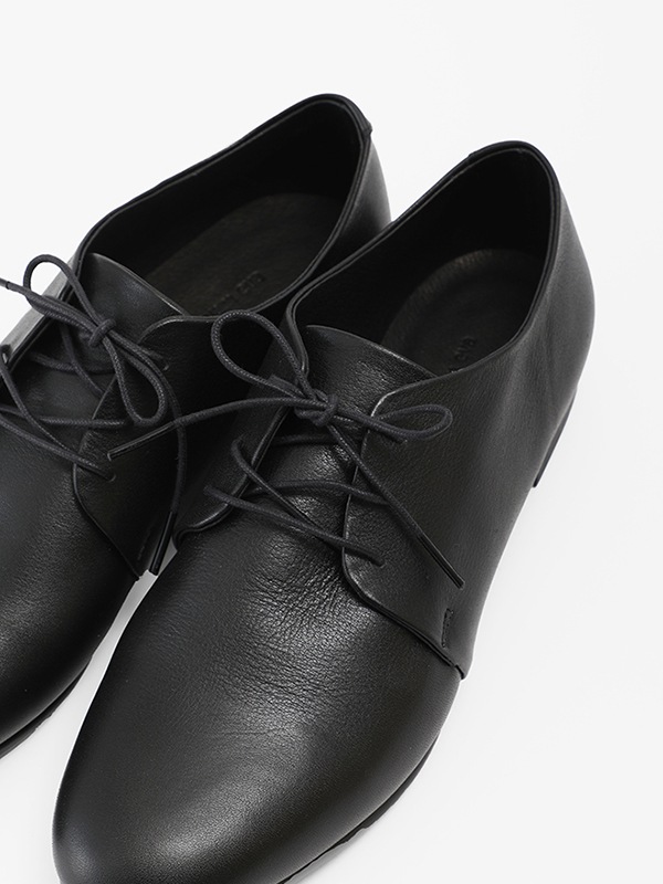 leather lace up shoes