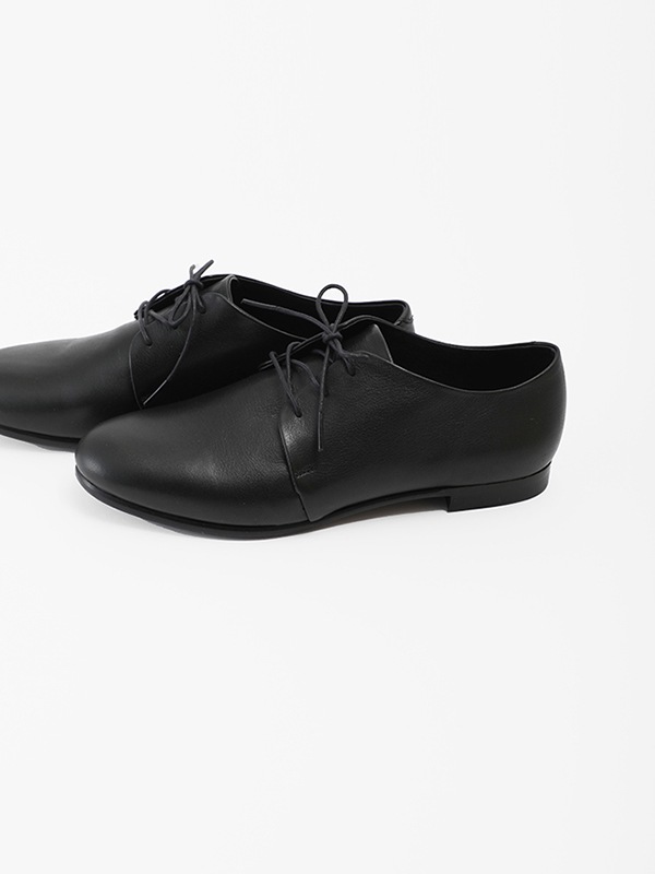leather lace up shoes