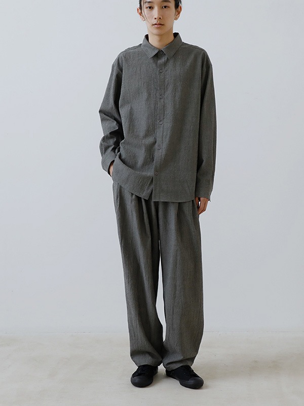 wool tuck wide pants