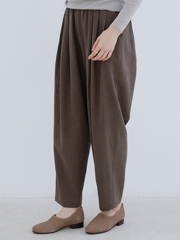 wool tuck wide pants