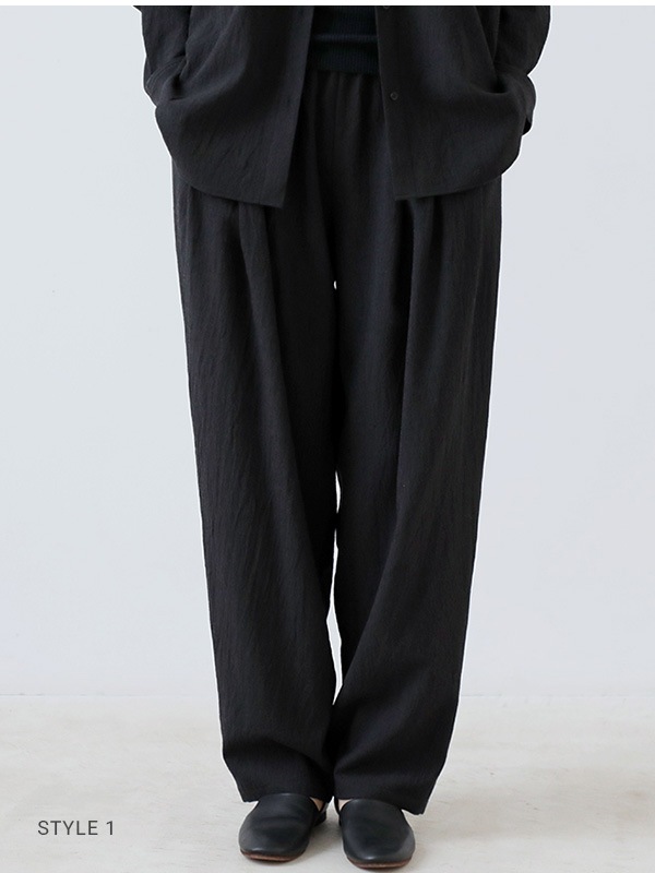 wool tuck wide pants