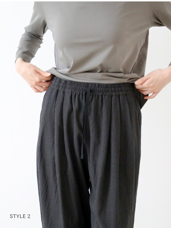 wool tuck wide pants