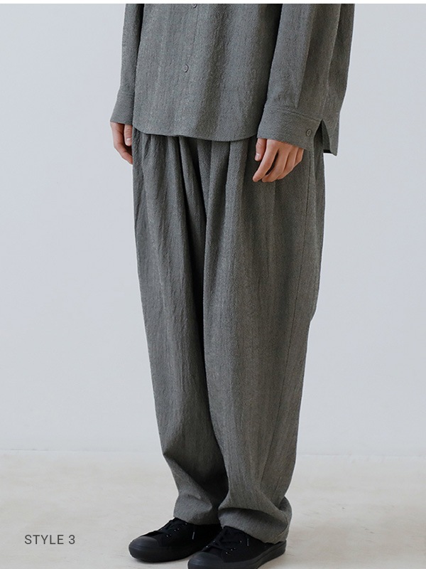 wool tuck wide pants