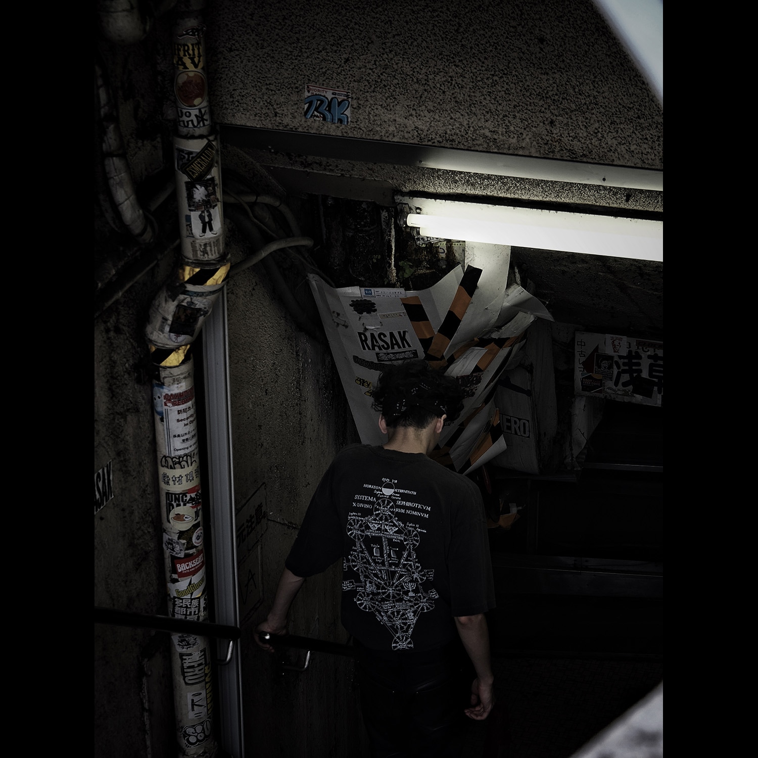 0042 T-Shirt（BLACK）